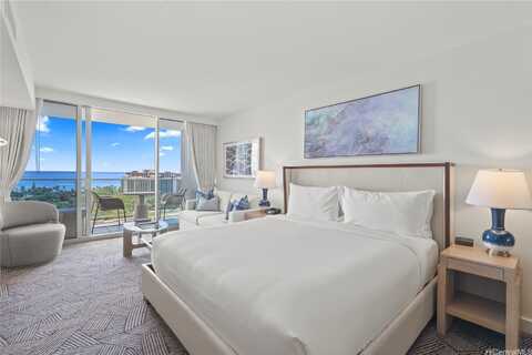 383 Kalaimoku Street, Honolulu, HI 96815