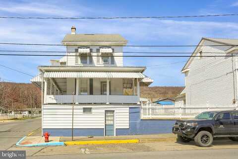 Broad, WILLIAMSTOWN, PA 17098