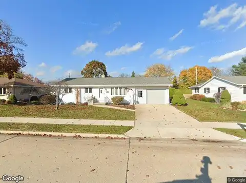 36Th, TWO RIVERS, WI 54241