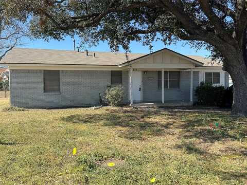 Cravens, FORT WORTH, TX 76112
