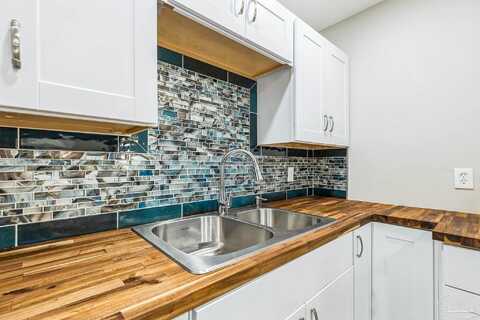 8Th, PENSACOLA, FL 32503