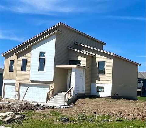1226 NE 122nd Street, Kansas City, MO 64165