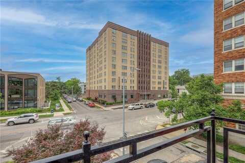 220 W Armour Boulevard, Kansas City, MO 64111