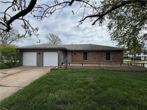 544 S Ridge Drive, Olathe, KS 66061