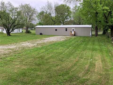 324 W Kimball Street, Parker, KS 66072