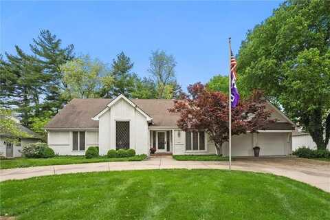 8414 Reinhardt Lane, Leawood, KS 66206