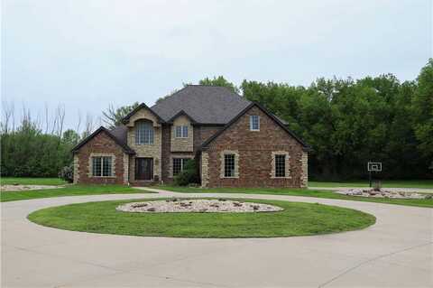 110 Crestwood Estates, Pittsburg, KS 66762