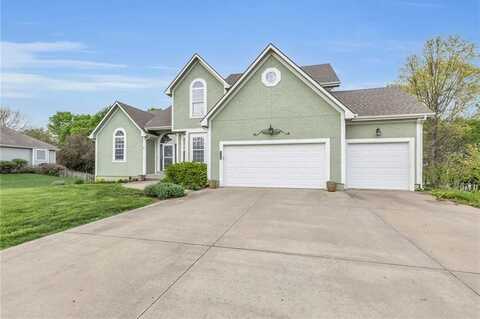 8660 Timber Trails Drive, De Soto, KS 66018