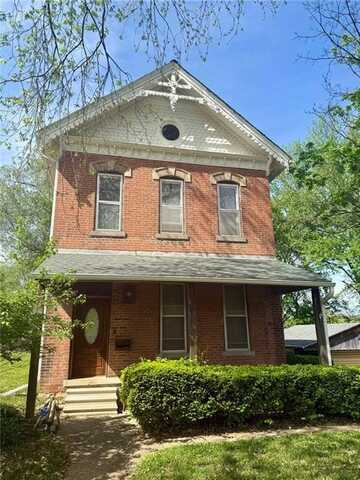 1127 Kearney Street, Atchison, KS 66002