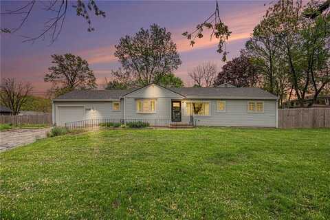 7005 Fulton Road, Pleasant Valley, MO 64068