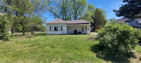 329 S Center Street, Gardner, KS 66030