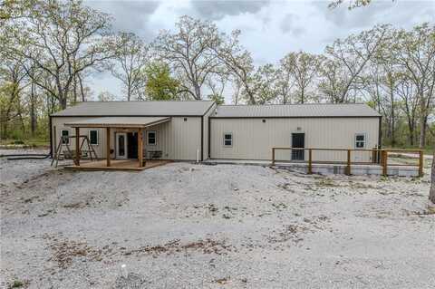 550 SE 1121st Road, Clinton, MO 64735