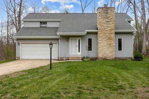 5823 Timber Creek Rd, CedarRapids, IA 52411
