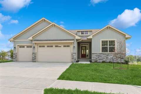 3125 Sunflower St, Ely, IA 52227