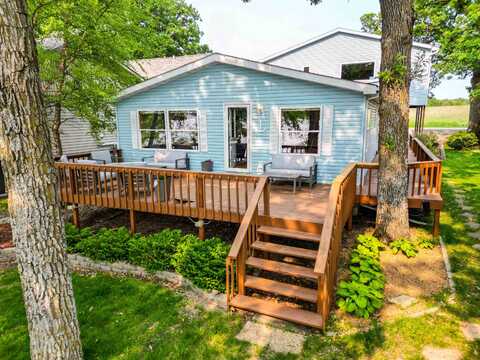 490 252nd Avenue, Orleans, IA 51360