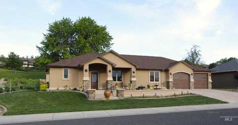 3977 Ridgewater Dr., Lewiston, ID 83540