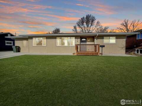 914 S 10th Ave, Sterling, CO 80751