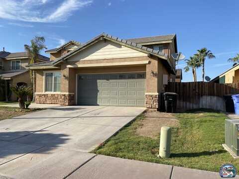 138 Quail Run Dr, El Centro, CA 92243