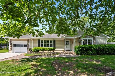 602 Wolverine Place, Jacksonville, NC 28546