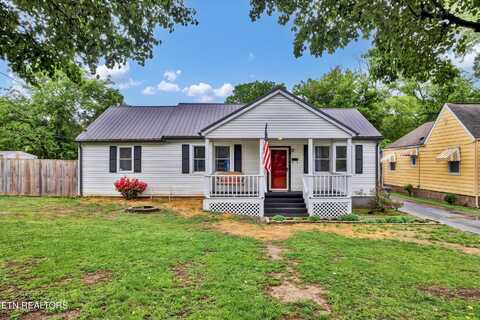 215 Meadow View Rd, Knoxville, TN 37914