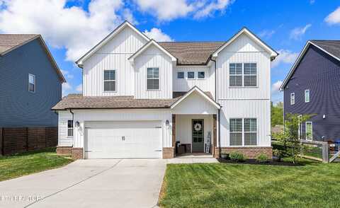 3217 Great Plains Lane, Knoxville, TN 37931