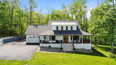 1058 S High Knob Rd, La Follette, TN 37766
