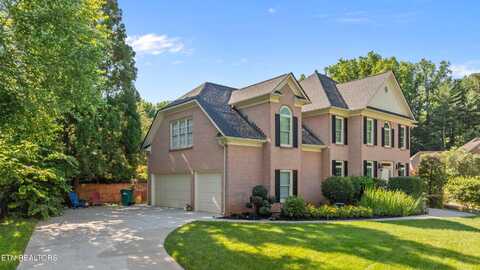 815 Ivy Point Lane, Knoxville, TN 37922