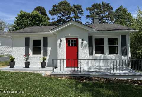 2104 Shangri La Drive, Knoxville, TN 37914