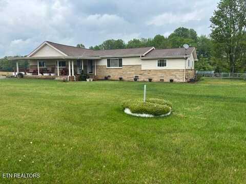 2247 Brayton Rd, Pikeville, TN 37367