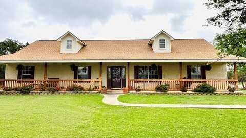 170 W Longhorn Trail, Kerrville, TX 78028
