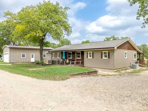 97 Segner Rd, Fredericksburg, TX 78624