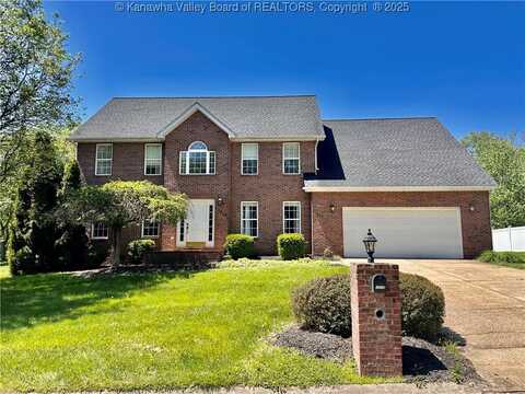 1018 WETHERSFIELD Crossing, Hurricane, WV 25526