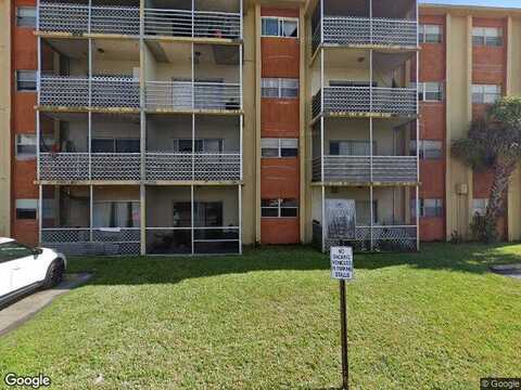 21St, LAUDERDALE LAKES, FL 33311
