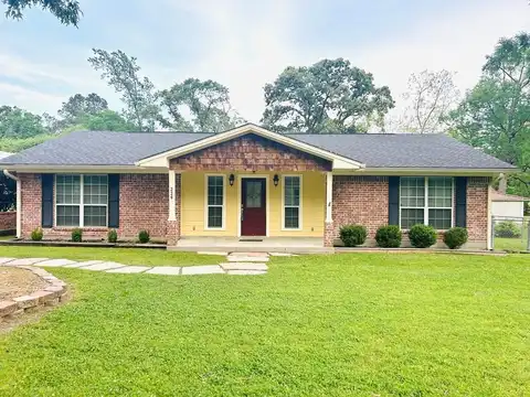 229 Sugar Lane, Lufkin, TX 75904