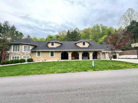 131 Woodland Hills, Harlan, KY 40831