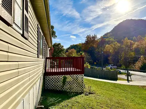 10889 Battlefield Memorial Highway, Berea, KY 40403