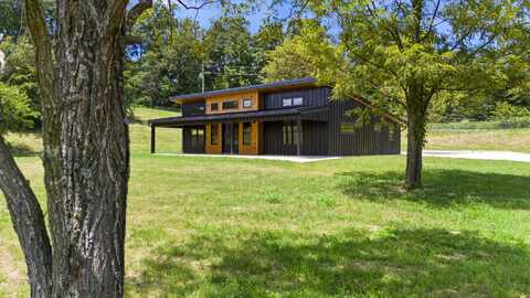 777 Glencairn Road, Rogers, KY 41365