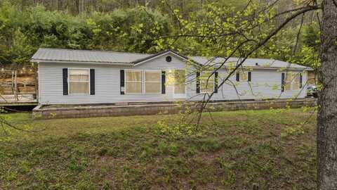 8392 Highway 191, West Liberty, KY 41472