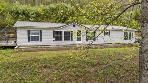 8392 Highway 191, West Liberty, KY 41472