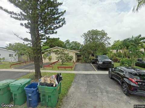 15Th, LAUDERHILL, FL 33313
