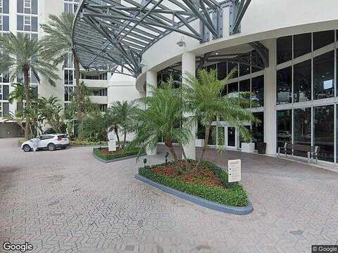 Collins, SUNNY ISLES BEACH, FL 33160