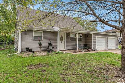 2509 Belle Haven Drive, Lawrence, KS 66046