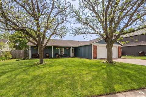 3021 W 30th Street, Lawrence, KS 66047