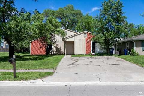 1300 E 25th Terrace, Lawrence, KS 66046