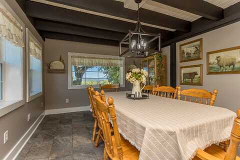Twin Hill, STUARTS DRAFT, VA 24477