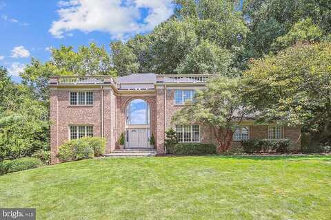 Hickory Forest, OAKTON, VA 22124