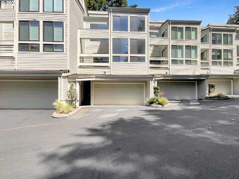 Thunder Vista, LAKE OSWEGO, OR 97035
