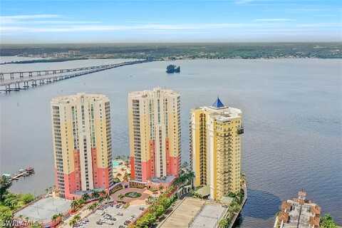 1St St, Fort Myers, FL 33916