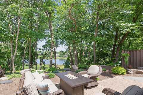 Tioga, WAYZATA, MN 55391