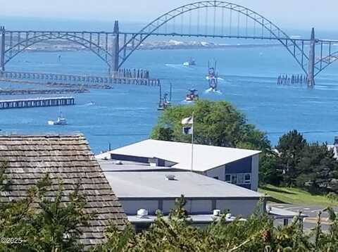 1010 SE 1st, Newport, OR 97365
